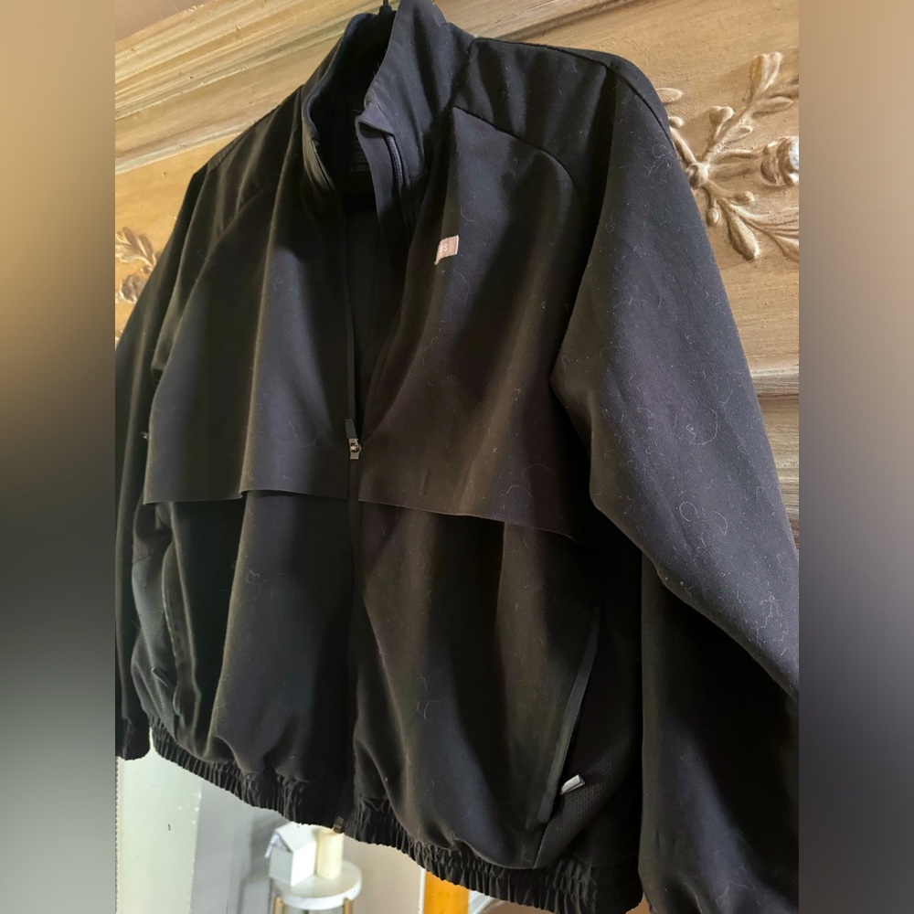 FIGS Sydney Scrub Jacket Black